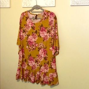 Boutique top with ruffled bottom